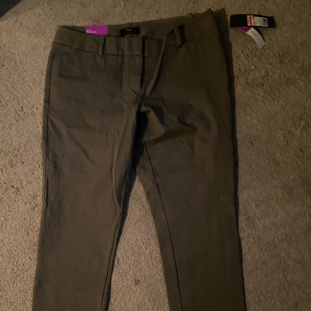 Green fitted dress pants